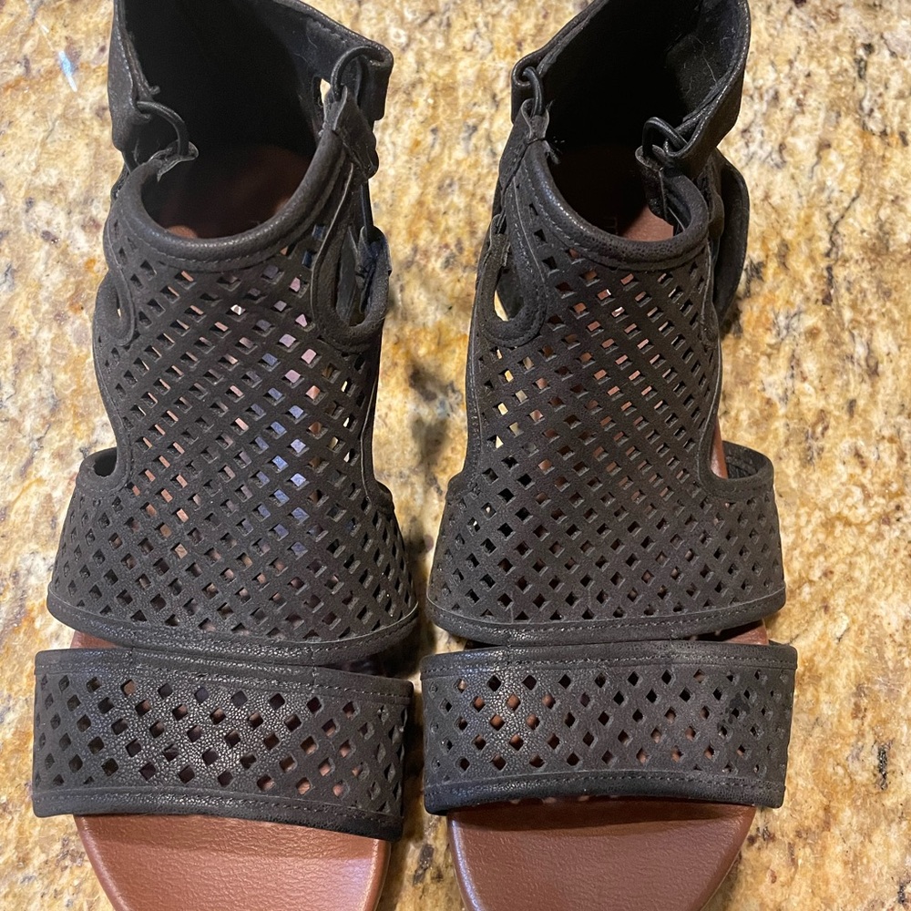 Chic Black Cutout Sandals